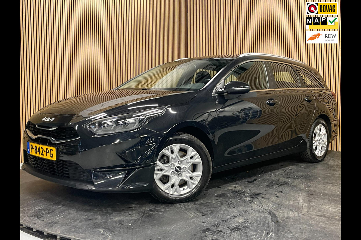 Kia Ceed Sportswagon 1.5 T-GDi DynamicLine|160PK|TREKH.|CARPLAY+ANDROID|CAMERA|CLIMATE+CRUISE CONTROL|1E EIG.|INCL.BTW|NL AUTO|NAP