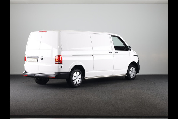 Volkswagen Transporter 2.0 TDI L2H3 28 110 pk | Verlengde garantie | Navigatie via App | Trekhaak | Parkeersensoren achter | Cruise control |
