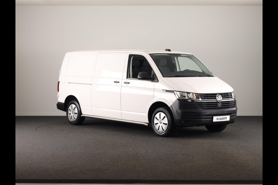 Volkswagen Transporter 2.0 TDI L2H3 28 110 pk | Verlengde garantie | Navigatie via App | Trekhaak | Parkeersensoren achter | Cruise control |
