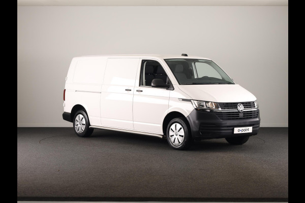 Volkswagen Transporter 2.0 TDI L2H3 28 110 pk | Verlengde garantie | Navigatie via App | Trekhaak | Parkeersensoren achter | Cruise control |