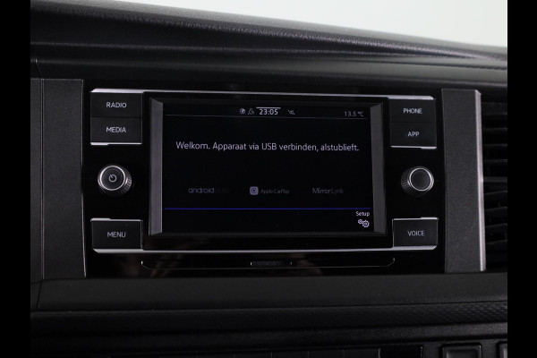 Volkswagen Transporter 2.0 TDI L2H3 28 110 pk | Verlengde garantie | Navigatie via App | Trekhaak | Parkeersensoren achter | Cruise control |