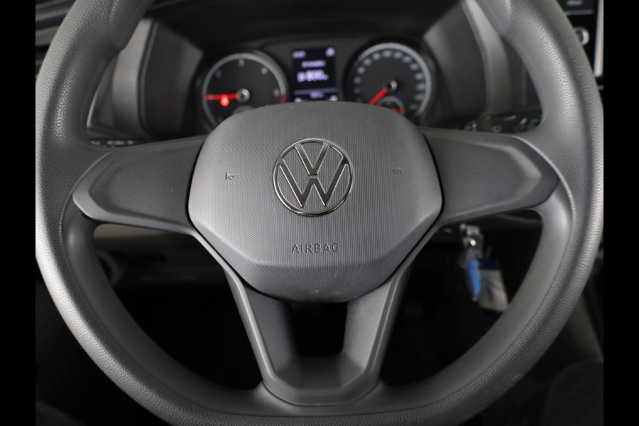 Volkswagen Transporter 2.0 TDI L2H3 28 110 pk | Verlengde garantie | Navigatie via App | Trekhaak | Parkeersensoren achter | Cruise control |