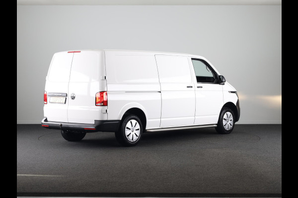 Volkswagen Transporter Bestelwagen L2 28 2.0 TDI 110 pk | Verlengde garantie | Navigatie via App | Trekhaak | Parkeersensoren achter | Cruise control |