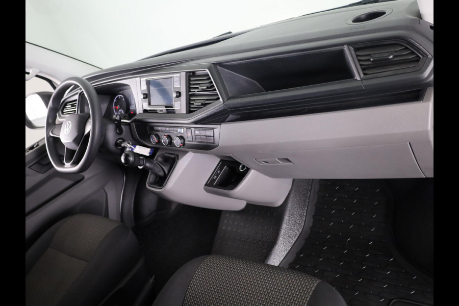 Volkswagen Transporter Bestelwagen L2 28 2.0 TDI 110 pk | Verlengde garantie | Navigatie via App | Trekhaak | Parkeersensoren achter | Cruise control |