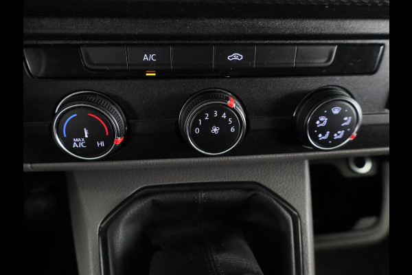 Volkswagen Transporter Bestelwagen L2 28 2.0 TDI 110 pk | Verlengde garantie | Navigatie via App | Trekhaak | Parkeersensoren achter | Cruise control |