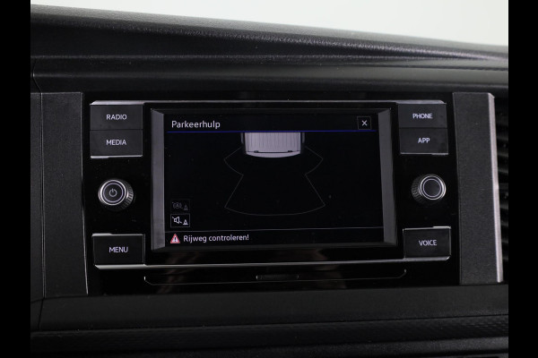 Volkswagen Transporter Bestelwagen L2 28 2.0 TDI 110 pk | Verlengde garantie | Navigatie via App | Trekhaak | Parkeersensoren achter | Cruise control |