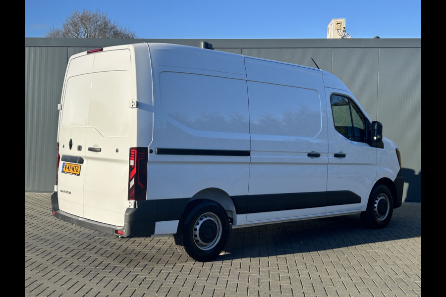 Renault Master 2.0 DCi 130 PK / L2H2 / NIEUW !! BPM VRIJ/ AIRCO / CRUISE / NAVI / APPLE CARPLAY / 3-ZITS / PDC