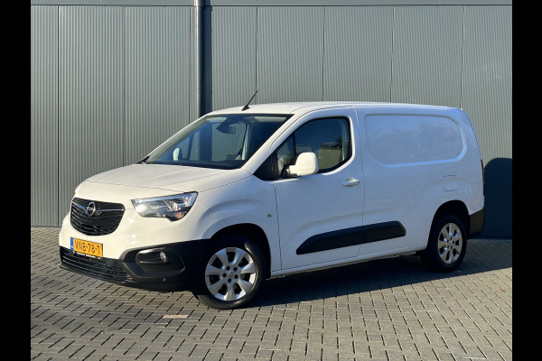 Opel Combo 1.5D 131 PK / L2H1 / 1e EIG. / AUTOMAAT / INRICHTING / 94.766 KM !! / AIRCO / CRUISE / NAVI / APPLE CARPLAY / PDC
