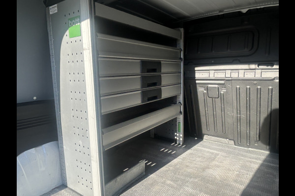 Opel Combo 1.5D 131 PK / L2H1 / 1e EIG. / AUTOMAAT / INRICHTING / 94.766 KM !! / AIRCO / CRUISE / NAVI / APPLE CARPLAY / PDC