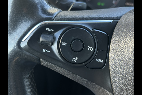 Opel Combo 1.5D 131 PK / L2H1 / 1e EIG. / AUTOMAAT / INRICHTING / 94.766 KM !! / AIRCO / CRUISE / NAVI / APPLE CARPLAY / PDC