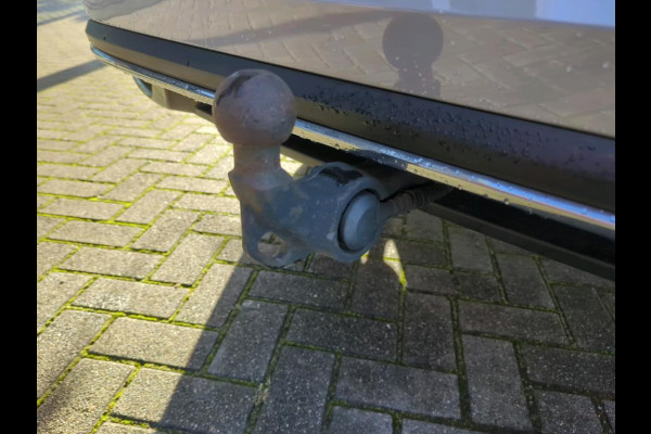 Škoda Kodiaq 1.5 TSI Sportline 7-persoons Automaat | Panoramadak | Steel Grey | 20 inch lichtmetalen velgen | LED verlichting | Stoelverwarmi