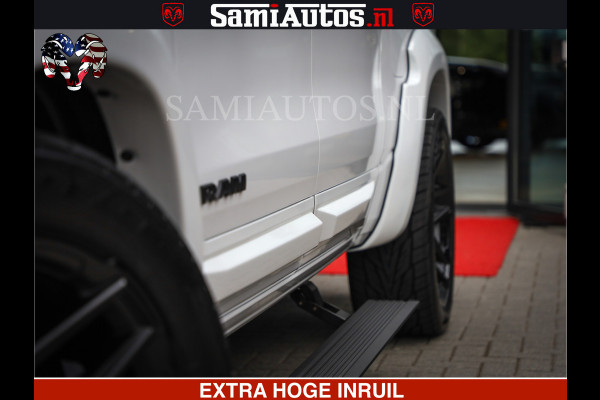 Dodge Ram 1500 Laramie Sport | V8 5,7 402 HP | Krachtige Hemi | Panorama Dak | 12' Scherm | Comfortabele Dubbele Cabine met Royale 5 Zitplaatsen | BPM vrij | Nu Leverbaar uit Voorraad | Voorraad Nr 2527-641273