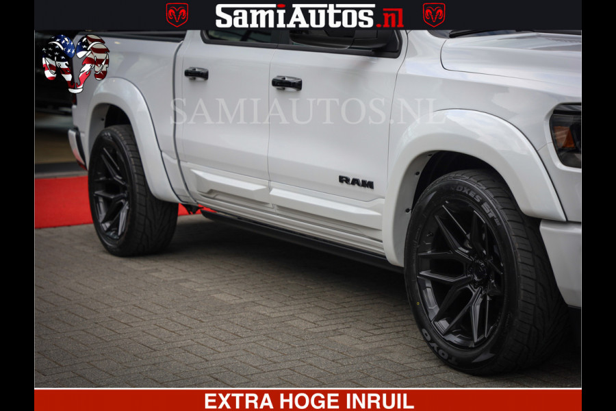 Dodge Ram 1500 Laramie Sport | V8 5,7 402 HP | Krachtige Hemi | Panorama Dak | 12' Scherm | Comfortabele Dubbele Cabine met Royale 5 Zitplaatsen | BPM vrij | Nu Leverbaar uit Voorraad | Voorraad Nr 2527-641273
