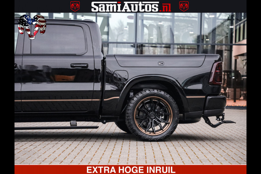 Dodge Ram 1500 Limited Night H.O 540HP 706Nm | Massage + Full Option | De Meest Luxe en Volle Pick-Up in zijn Klasse | Comfortabele Dubbele Cabine met Royale 5 Zitplaatsen | BPM vrij | Nu Leverbaar uit Voorraad | Voorraad Nr 2370 - 5411