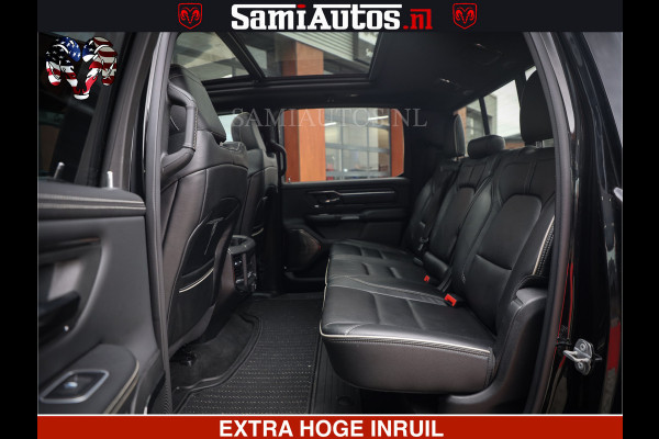 Dodge Ram 1500 LIMITED NIGHT | FEUL WHEELS | BOM VOL | 5.7 V8 4x4 | TOP STAAT | DUBBELE CABINE | MWK | XB9 | HUD | Deze RAM is momenteel in gebruik door ons. Gelieve ons te informeren indien u de pick-up wenst te bezichtigen.
