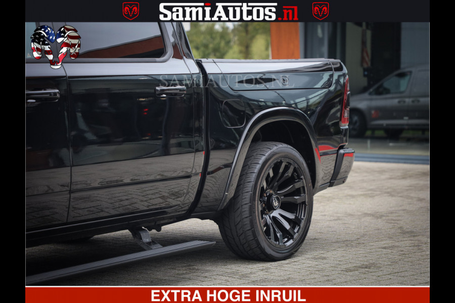 Dodge Ram 1500 LIMITED NIGHT | FEUL WHEELS | BOM VOL | 5.7 V8 4x4 | TOP STAAT | DUBBELE CABINE | MWK | XB9 | HUD | Deze RAM is momenteel in gebruik door ons. Gelieve ons te informeren indien u de pick-up wenst te bezichtigen.