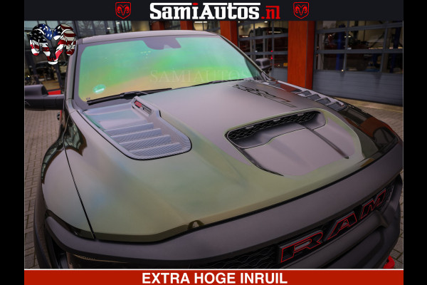 Dodge Ram 1500 TRX OLEA GREEN HELLCAT 6.2 V8 712PK | CARBON PACK | RODE STIKSELS | BOM VOL | 4PLAY WHEELS | DUBBELE CABINE | 5 PERSOONS DC | DE MOOISTE VAN NL |