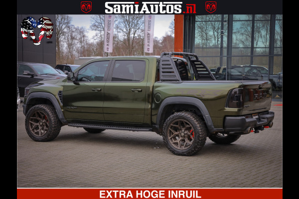Dodge Ram 1500 TRX OLEA GREEN HELLCAT 6.2 V8 712PK | CARBON PACK | RODE STIKSELS | BOM VOL | 4PLAY WHEELS | DUBBELE CABINE | 5 PERSOONS DC | DE MOOISTE VAN NL |