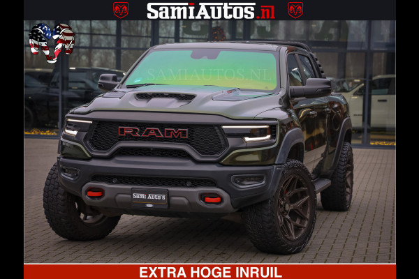 Dodge Ram 1500 TRX OLEA GREEN HELLCAT 6.2 V8 712PK | CARBON PACK | RODE STIKSELS | BOM VOL | 4PLAY WHEELS | DUBBELE CABINE | 5 PERSOONS DC | DE MOOISTE VAN NL |