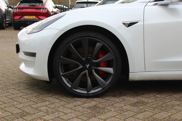 Tesla Model 3 Performance AWD 75 kWh / SoH 90.3% / Autopilot / Panoramadak / Camera / Leder / 20'' / Leder / Premium Audio