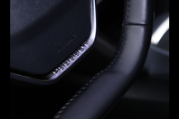 Peugeot 2008 1.2 PureTech Allure [DIGITAL DASHBOARD, APPLE CARPLAY, ANDROID AUTO, CAMERA, DIGITAL COCKPIT, LANE ASSIST, CRUISE CONTROL,  NIEUWSTAAT]