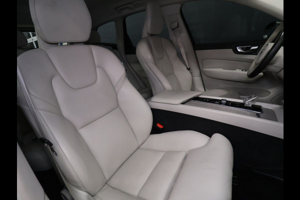 Volvo XC60 2.0 B5 Inscription [TREKHAAK, CAMERA, APPLE CARPLAY, ANDROID AUTO, MEMORY SEATS, STUURWIEL VERWARMD, NIEUWSTAAT]