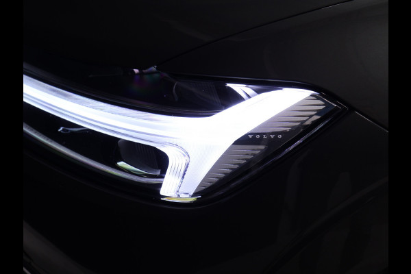 Volvo XC60 2.0 B5 Inscription [TREKHAAK, CAMERA, APPLE CARPLAY, ANDROID AUTO, MEMORY SEATS, STUURWIEL VERWARMD, NIEUWSTAAT]