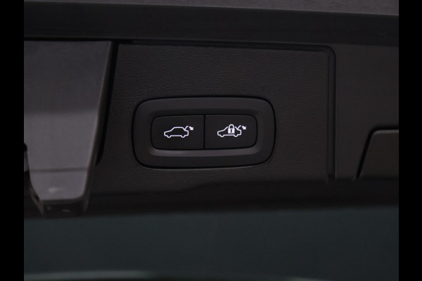 Volvo XC60 2.0 B5 Inscription [TREKHAAK, CAMERA, APPLE CARPLAY, ANDROID AUTO, MEMORY SEATS, STUURWIEL VERWARMD, NIEUWSTAAT]