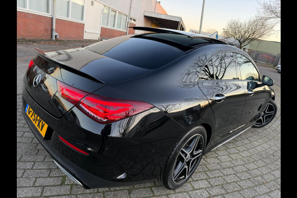 Mercedes-Benz CLA-Klasse 180 AMG SPORT AUT PANO LEDER LED CARPLAY KEYLESS