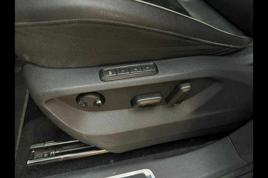 Volkswagen Tiguan Allspace 2.0 TSI 4M 3 x R Line Pano|Memory|HuD