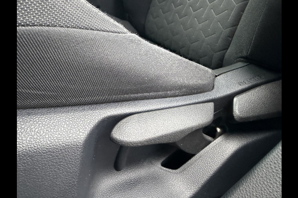 Toyota Corolla 1.8 Hybrid Style | Schuif/- kantel dak | Afnm. Trekhaak | Oxide Brons | Rijklaar!!