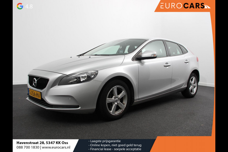 Volvo V40 1.5 T2 Automaat Momentum | Airco | Navigatie | Parkeersensoren | Lichtmetalen velgen | Bluetooth | Cruise Control