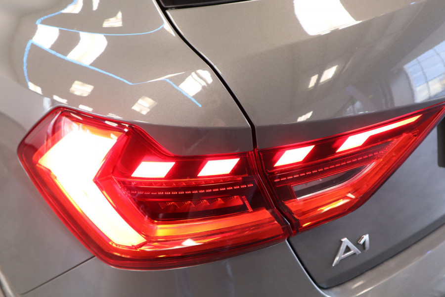Audi A1 Sportback 30 TFSI Pro Line S Cruise control PDC Navi Automaat Carplay 24 maanden garantie mogelijk (*vraag naar de voorwaarden)