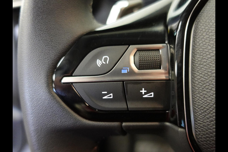 Peugeot 208 1.2 PureTech 100pk Automaat Allure Pack Navigatie Apple Carplay/Android Auto Camera Parkeersensor achter Cruise Control Virtual Cockpit Climate Control Getinte ramen