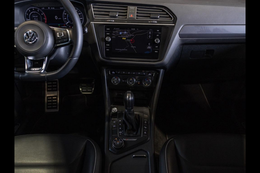 Volkswagen Tiguan 2.0 TSI 4Motion 2x R-line / 220pk / Leder / Pano / Led / Head-up / Virtual Cockpit / 360 camera