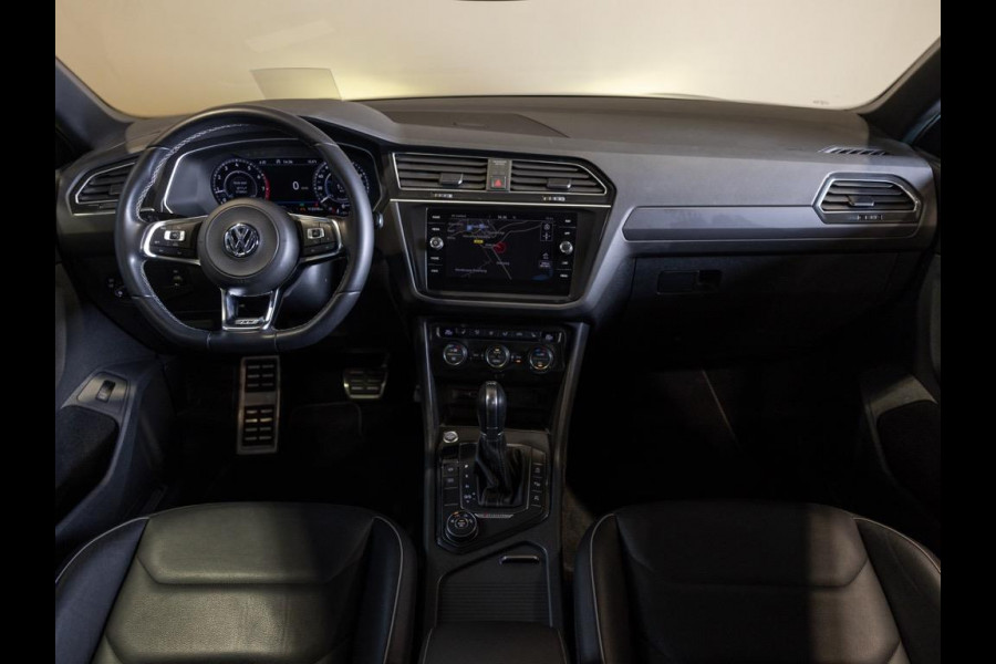 Volkswagen Tiguan 2.0 TSI 4Motion 2x R-line / 220pk / Leder / Pano / Led / Head-up / Virtual Cockpit / 360 camera
