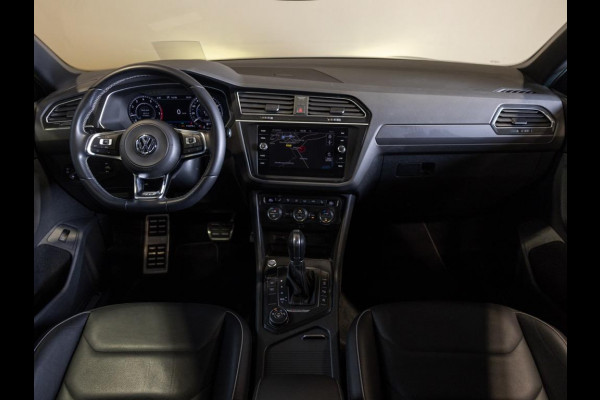 Volkswagen Tiguan 2.0 TSI 4Motion 2x R-line / 220pk / Leder / Pano / Led / Head-up / Virtual Cockpit / 360 camera