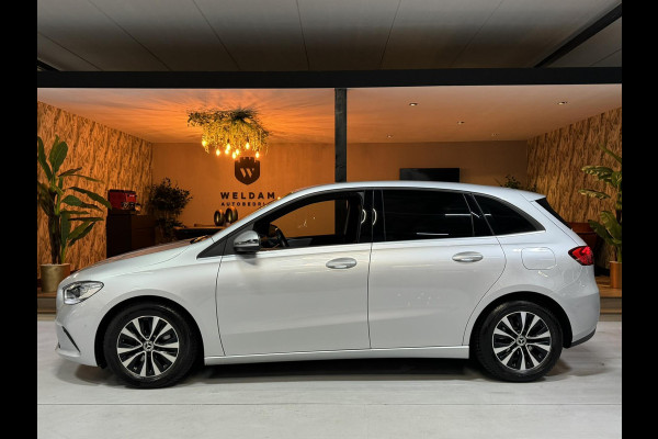 Mercedes-Benz B-Klasse 180 Business Solution NAP Garantie Carplay Camera Elek. Achterklep Led Cruise Clima Navi Rijklaar