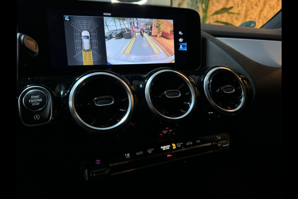Mercedes-Benz B-Klasse 180 Business Solution NAP Garantie Carplay Camera Elek. Achterklep Led Cruise Clima Navi Rijklaar