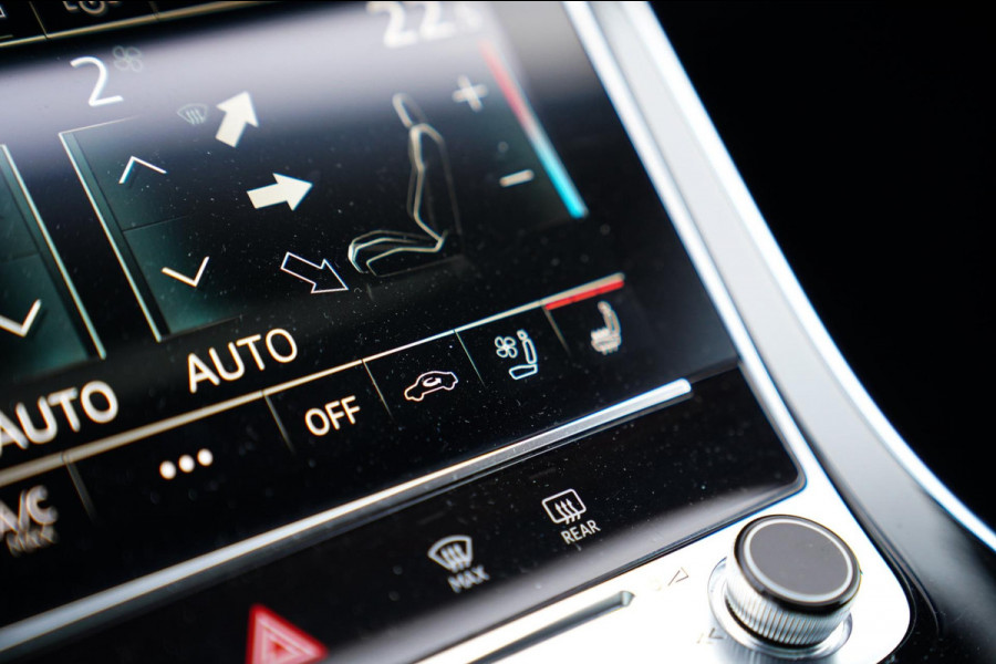 Audi RSQ8 4.0 TFSI RS Q8 Quattro | Massage | Sterrenhemel | Alcantara | Stoelkoeling/verwarming | Bang&Olufsen | Memory | 23 inch