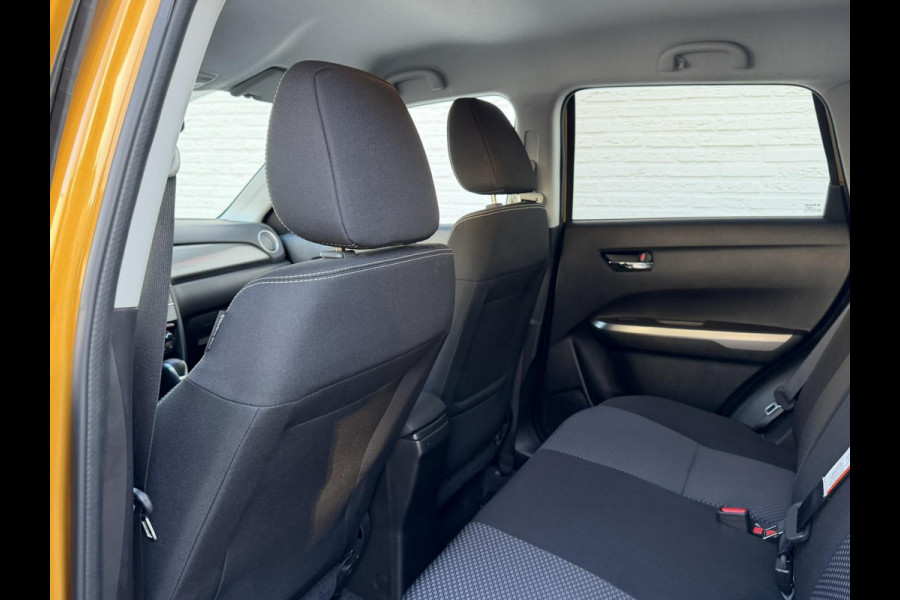 Suzuki Vitara 1.5 Hybrid Select Navigatie Adaptive cruise Camera Carplay Stoelverwarming