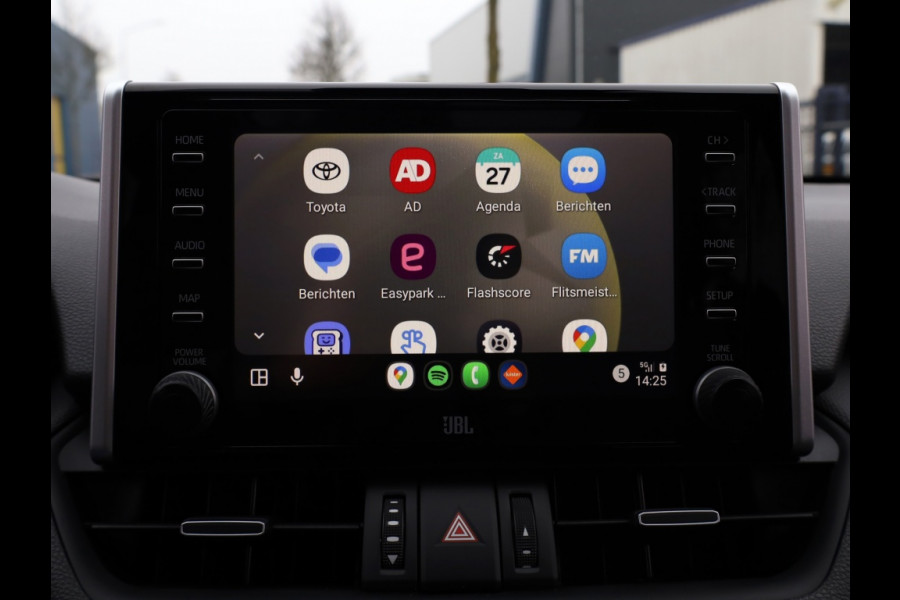 Toyota RAV4 2.5 Hybrid Bi-Tone | Panoramadak | JBL Audio | Treeplanken