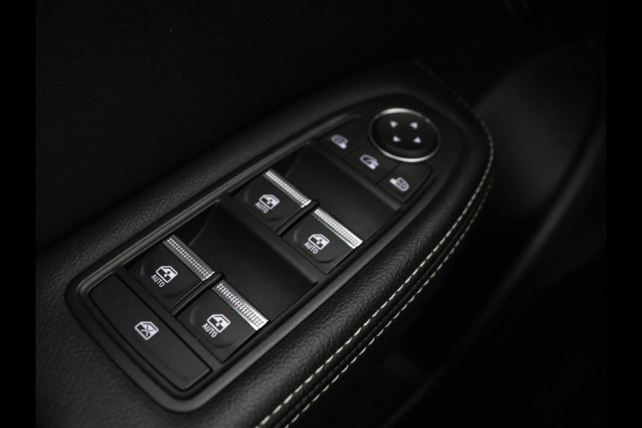 Renault Arkana 1.6 E-Tech Hybrid 145 Intens | Stoelverwarming | Adaptive cruise | Camera | Carplay | Stuurverwarming | Half leder | Navigatie | Climate control