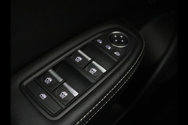 Renault Arkana 1.6 E-Tech Hybrid 145 Intens | Stoelverwarming | Adaptive cruise | Camera | Carplay | Stuurverwarming | Half leder | Navigatie | Climate control