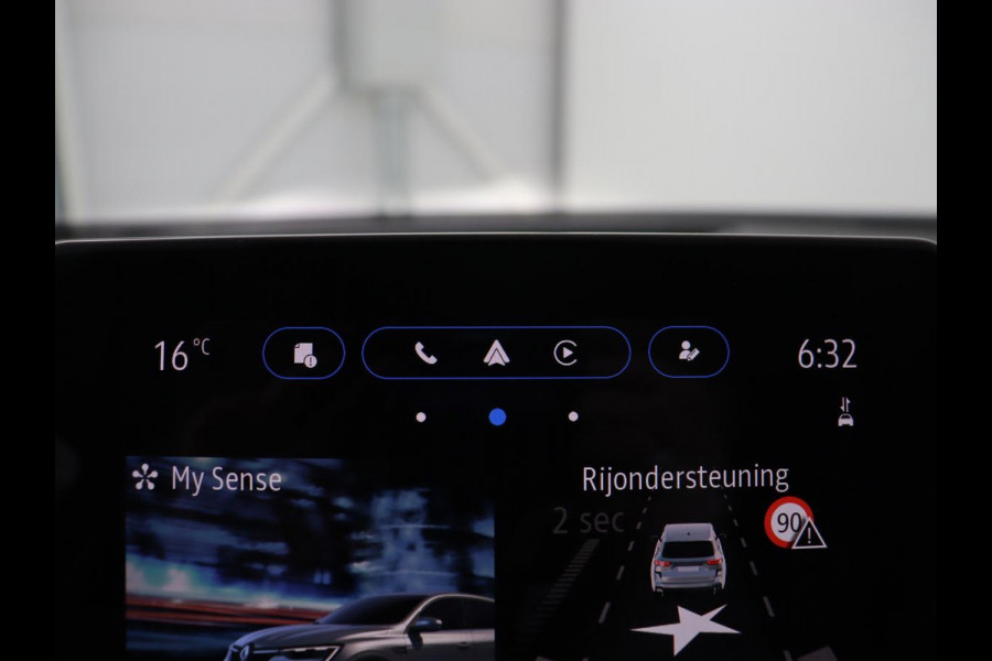 Renault Arkana 1.6 E-Tech Hybrid 145 Intens | Stoelverwarming | Adaptive cruise | Camera | Carplay | Stuurverwarming | Half leder | Navigatie | Climate control