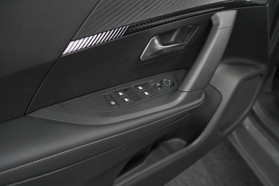 Peugeot 2008 PureTech 100 Allure | Camera | Navigatie | Parkeersensoren | Apple Carplay
