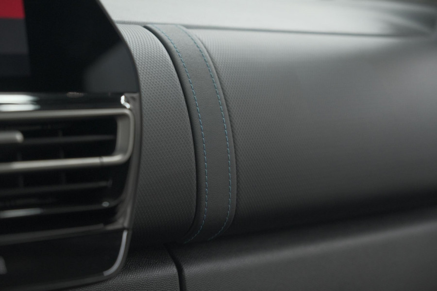 Citroën C5 Aircross Hybrid 136 e-DCS6 Plus | Camera | Apple Carplay | Parkeersensoren | Navigatie