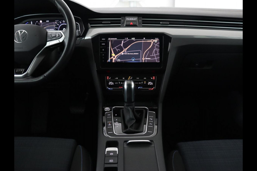 Volkswagen Passat 1.4 TSI PHEV GTE | Stoelverwarming | Virtual Cockpit | Massage | Memory | Carplay | Camera | Matrix LED | Navigatie | Parkeerhulp | Adaptive cruise | Plug In