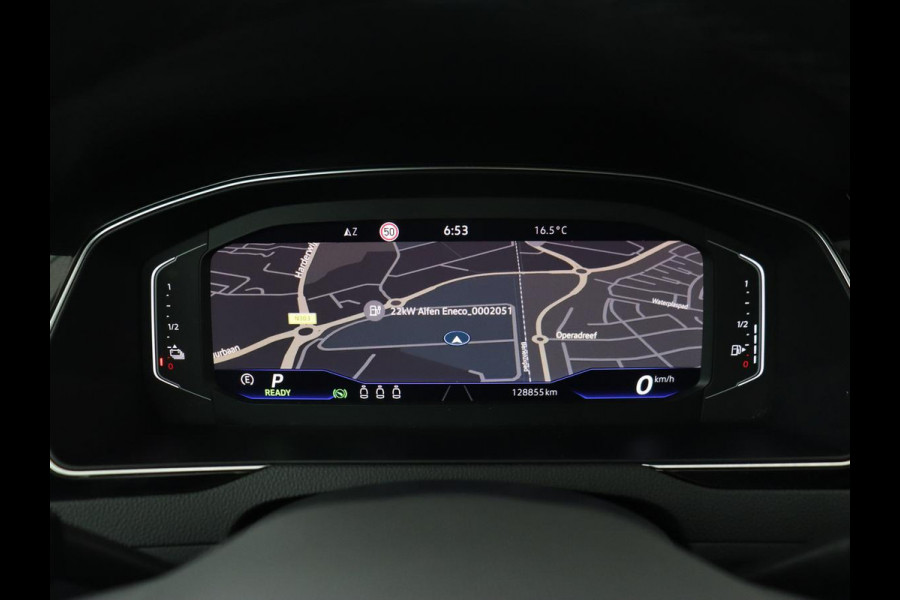 Volkswagen Passat 1.4 TSI PHEV GTE | Stoelverwarming | Virtual Cockpit | Massage | Memory | Carplay | Camera | Matrix LED | Navigatie | Parkeerhulp | Adaptive cruise | Plug In