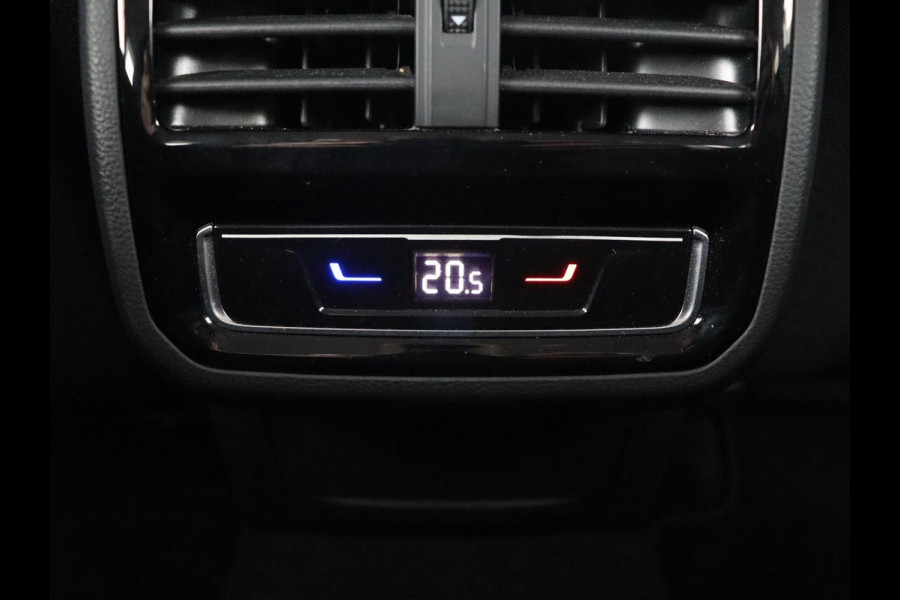 Volkswagen Passat 1.4 TSI PHEV GTE | Stoelverwarming | Virtual Cockpit | Massage | Memory | Carplay | Camera | Matrix LED | Navigatie | Parkeerhulp | Adaptive cruise | Plug In